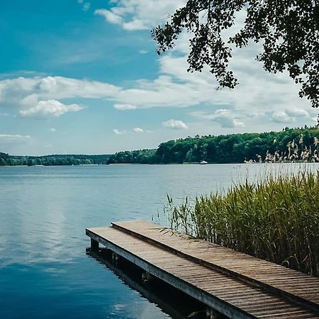 Ferienzimmer Direkt Am See Priepert Exteriér fotografie