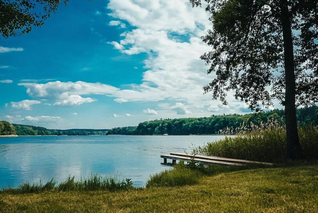 Ferienzimmer Direkt Am See Priepert Exteriér fotografie