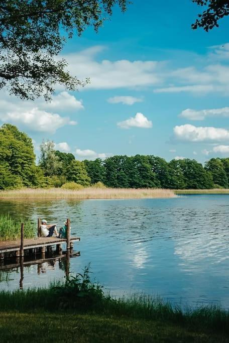 Ferienzimmer Direkt Am See Priepert Exteriér fotografie