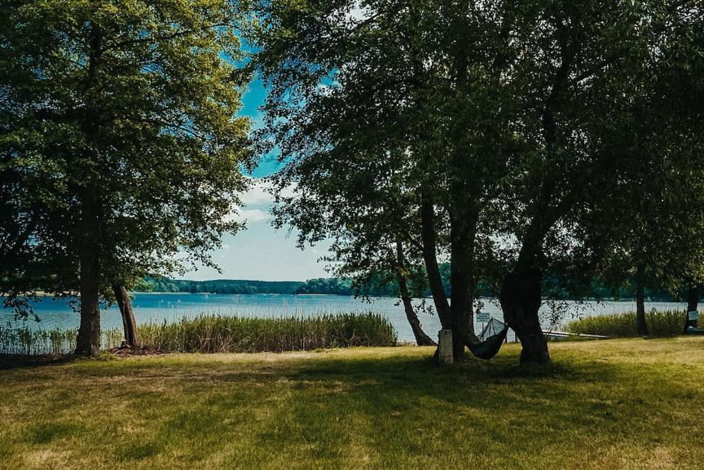 Ferienzimmer Direkt Am See Priepert Exteriér fotografie